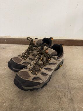 Merrell Moab 3 Hiking Shoes